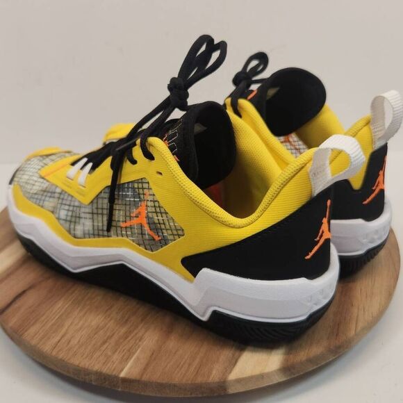 Jordan One Take 4 - Tour Yellow/Black- Black- White, Size 9.5 - Picture 6 of 14